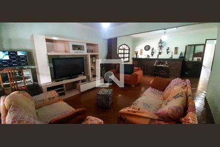 Sala de casa à venda com 3 quartos, 350m² em Santa Maria, Osasco