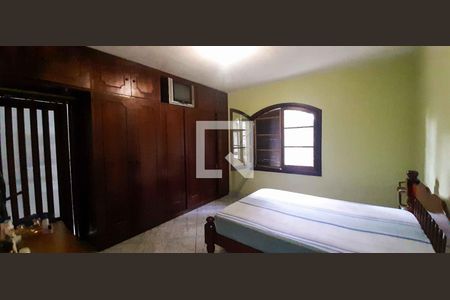 Quarto 1 de casa à venda com 3 quartos, 350m² em Santa Maria, Osasco
