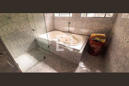 Banheiro do Quarto 1 de casa à venda com 3 quartos, 350m² em Santa Maria, Osasco