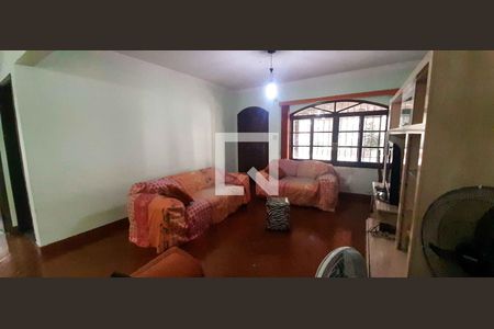 Sala de casa à venda com 3 quartos, 350m² em Santa Maria, Osasco