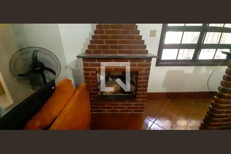 Sala de casa à venda com 3 quartos, 350m² em Santa Maria, Osasco