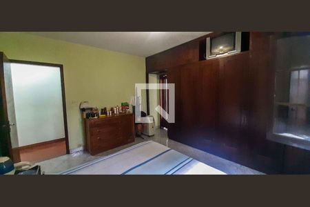 Quarto 1 de casa à venda com 3 quartos, 350m² em Santa Maria, Osasco