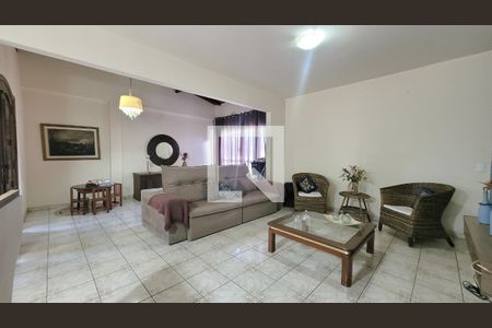 Sala de casa à venda com 3 quartos, 273m² em Parque das Universidades, Campinas