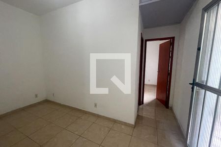 Sala de casa para alugar com 1 quarto, 31m² em Vila Paula, Duque de Caxias