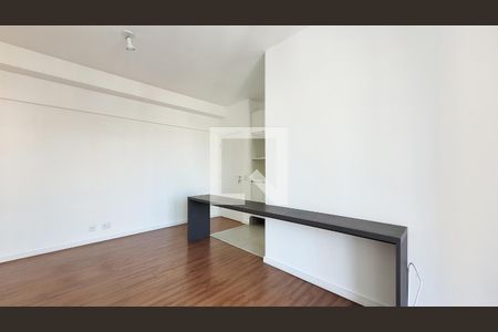 Sala de apartamento para alugar com 1 quarto, 58m² em Cambuí, Campinas