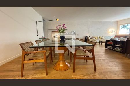 Apartamento à venda com 2 quartos, 200m² em Bela Vista, São Paulo
