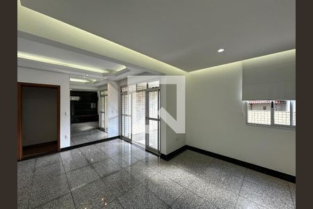 Apartamento à venda com 4 quartos, 240m² em Padre Eustáquio, Belo Horizonte