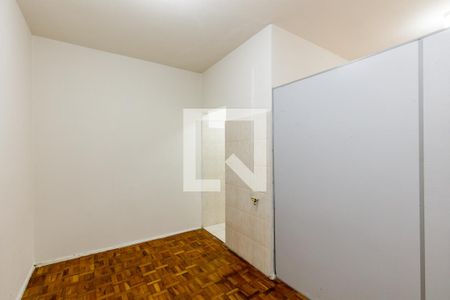Sala de kitnet/studio para alugar com 1 quarto, 24m² em Santa Cecilia, São Paulo