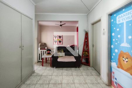 Sala de TV de casa à venda com 3 quartos, 300m² em São Bernardo, Campinas