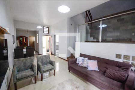 Sala de casa à venda com 3 quartos, 200m² em Rio Comprido, Rio de Janeiro