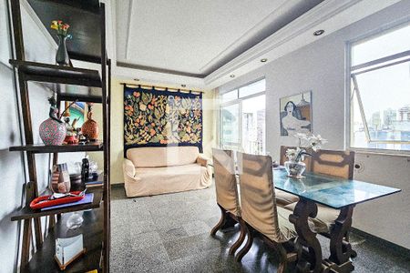 Sala de apartamento para alugar com 2 quartos, 70m² em Ondina, Salvador