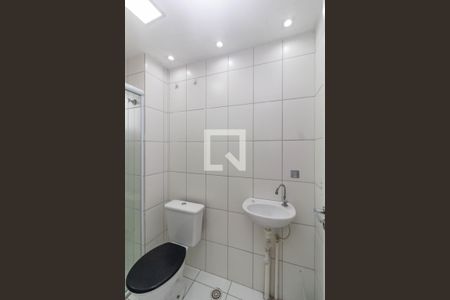 Banheiro de kitnet/studio à venda com 1 quarto, 24m² em Vila Campanela, São Paulo