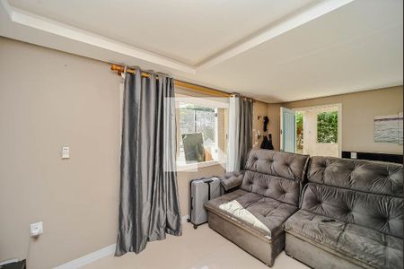 Sala de casa para alugar com 3 quartos, 240m² em Jardim Itu, Porto Alegre