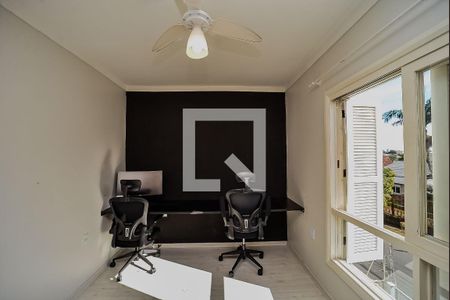 Quarto de casa para alugar com 3 quartos, 240m² em Jardim Itu, Porto Alegre