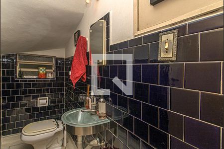 Lavabo de casa para alugar com 4 quartos, 300m² em Liberdade, São Paulo