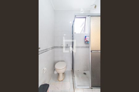 Banheiro de apartamento à venda com 1 quarto, 42m² em Coronel Aparicio Borges, Porto Alegre
