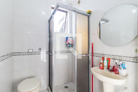 Banheiro de apartamento à venda com 1 quarto, 42m² em Coronel Aparicio Borges, Porto Alegre