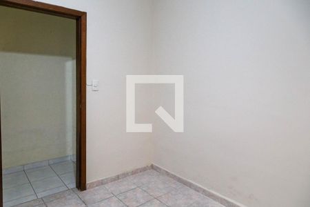 Casa 1 - Quarto 2 de casa à venda com 4 quartos, 136m² em Jardim Jovaia, Guarulhos