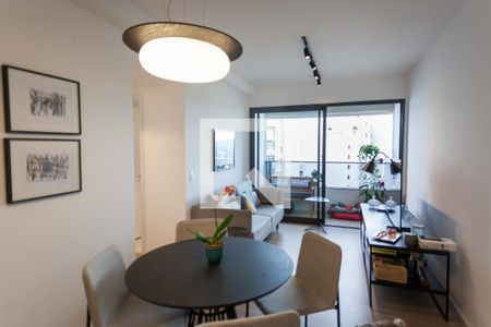 Sala de apartamento para alugar com 2 quartos, 76m² em Vila da Serra, Nova Lima