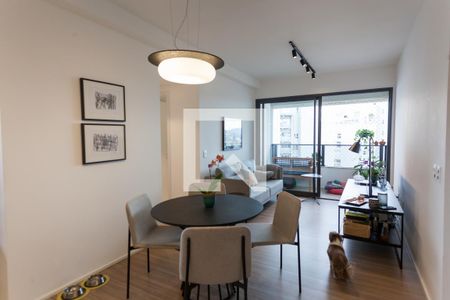 Sala de apartamento para alugar com 2 quartos, 76m² em Vila da Serra, Nova Lima