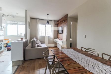 Sala de apartamento à venda com 2 quartos, 45m² em Vila Carmosina, São Paulo