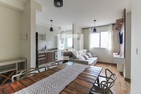 Sala de apartamento à venda com 2 quartos, 45m² em Vila Carmosina, São Paulo