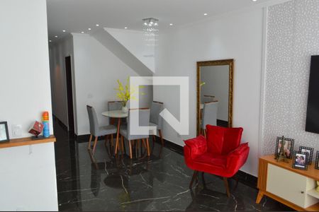 Sala de casa de condomínio à venda com 3 quartos, 180m² em Tanque, Rio de Janeiro