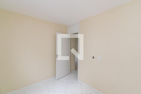 Quarto 2 de apartamento à venda com 2 quartos, 45m² em Manguinhos, Rio de Janeiro