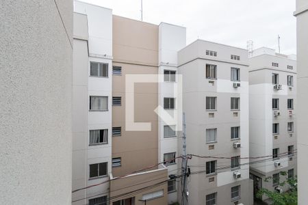 Vista Sala de apartamento à venda com 2 quartos, 45m² em Manguinhos, Rio de Janeiro