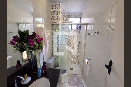 Banheiro de apartamento à venda com 2 quartos, 73m² em Novo Riacho, Contagem