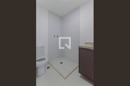 Banheiro de kitnet/studio para alugar com 1 quarto, 38m² em Cursino, São Paulo