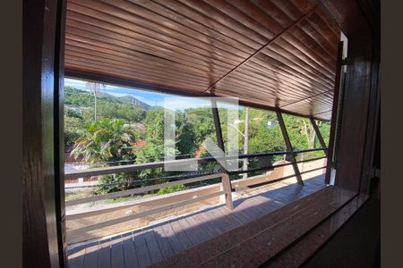 Sala de casa de condomínio à venda com 6 quartos, 704m² em Taquara, Rio de Janeiro