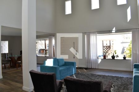 Sala de casa para alugar com 4 quartos, 540m² em Cascatinha, Curitiba