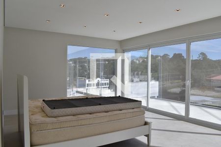 Sala de casa para alugar com 4 quartos, 540m² em Cascatinha, Curitiba