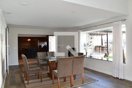 Sala de casa para alugar com 4 quartos, 540m² em Cascatinha, Curitiba