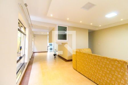 Sala de casa para alugar com 3 quartos, 250m² em Vila Jacuí, São Paulo