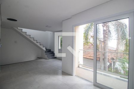 Sala de casa de condomínio à venda com 3 quartos, 120m² em Glória, Porto Alegre
