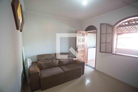 Sala de casa à venda com 3 quartos, 400m² em Estrela do Oriente, Belo Horizonte