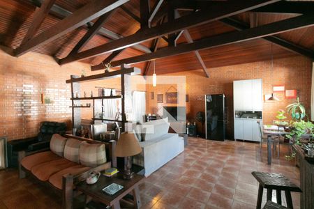 Sala de casa para alugar com 5 quartos, 555m² em São Luiz, Belo Horizonte