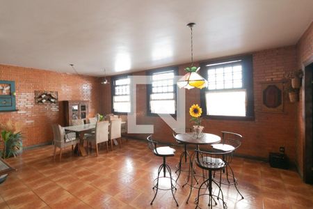 Sala de casa para alugar com 5 quartos, 555m² em São Luiz, Belo Horizonte