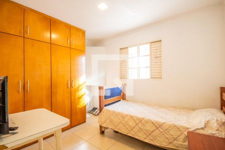 Quarto 2 de casa à venda com 3 quartos, 310m² em Conceicao, Osasco