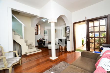 Sala de casa à venda com 4 quartos, 445m² em Graça, Belo Horizonte