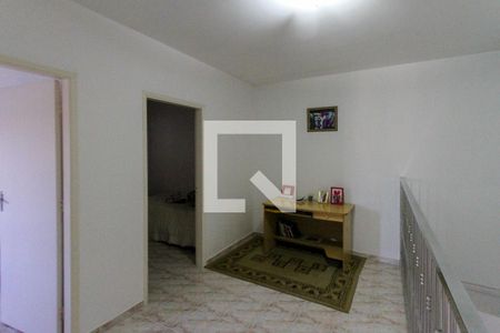 Corredor de apartamento à venda com 2 quartos, 176m² em Vila Santa Virginia, São Paulo