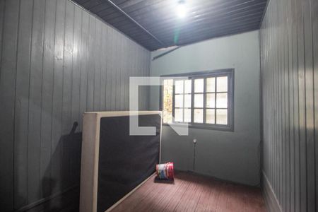 Quarto de casa à venda com 2 quartos, 50m² em São José, Porto Alegre