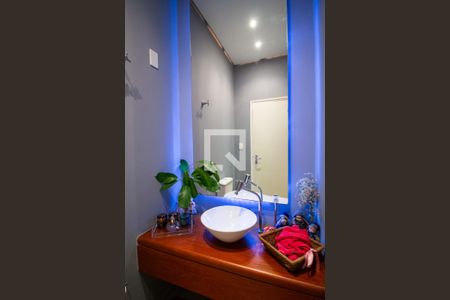 Lavabo de casa para alugar com 4 quartos, 170m² em Vila Angelica, Sorocaba