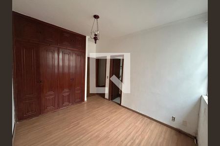 Casa à venda com 3 quartos, 372m² em São Marcos, Belo Horizonte