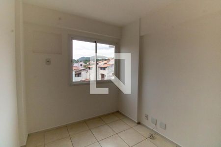 Quarto de apartamento à venda com 2 quartos, 54m² em Badu, Niterói