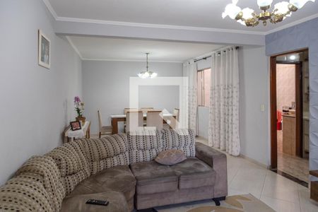 Casa 1 - Sala de casa à venda com 4 quartos, 200m² em Jardim Eusonia, Guarulhos