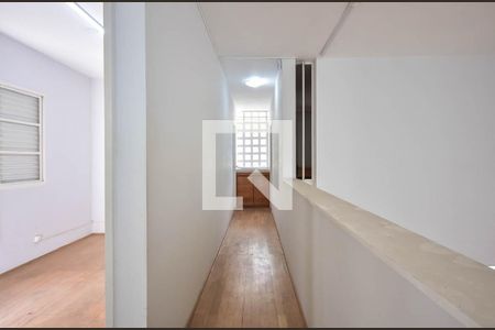 Corredor de casa à venda com 5 quartos, 270m² em Vila Andrade, São Paulo