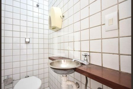 Lavabo de casa à venda com 5 quartos, 270m² em Vila Andrade, São Paulo